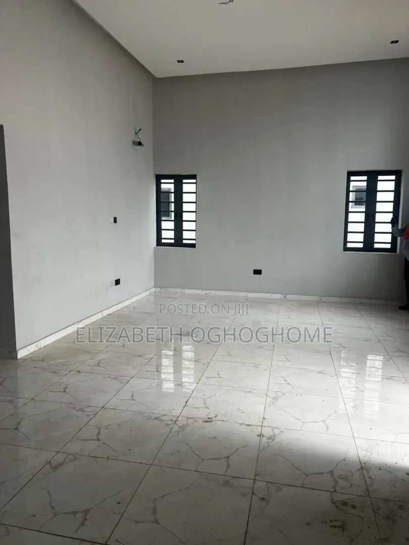 3bdrm Bungalow in Abraham Adesanya for sale in Abraham Adesanya