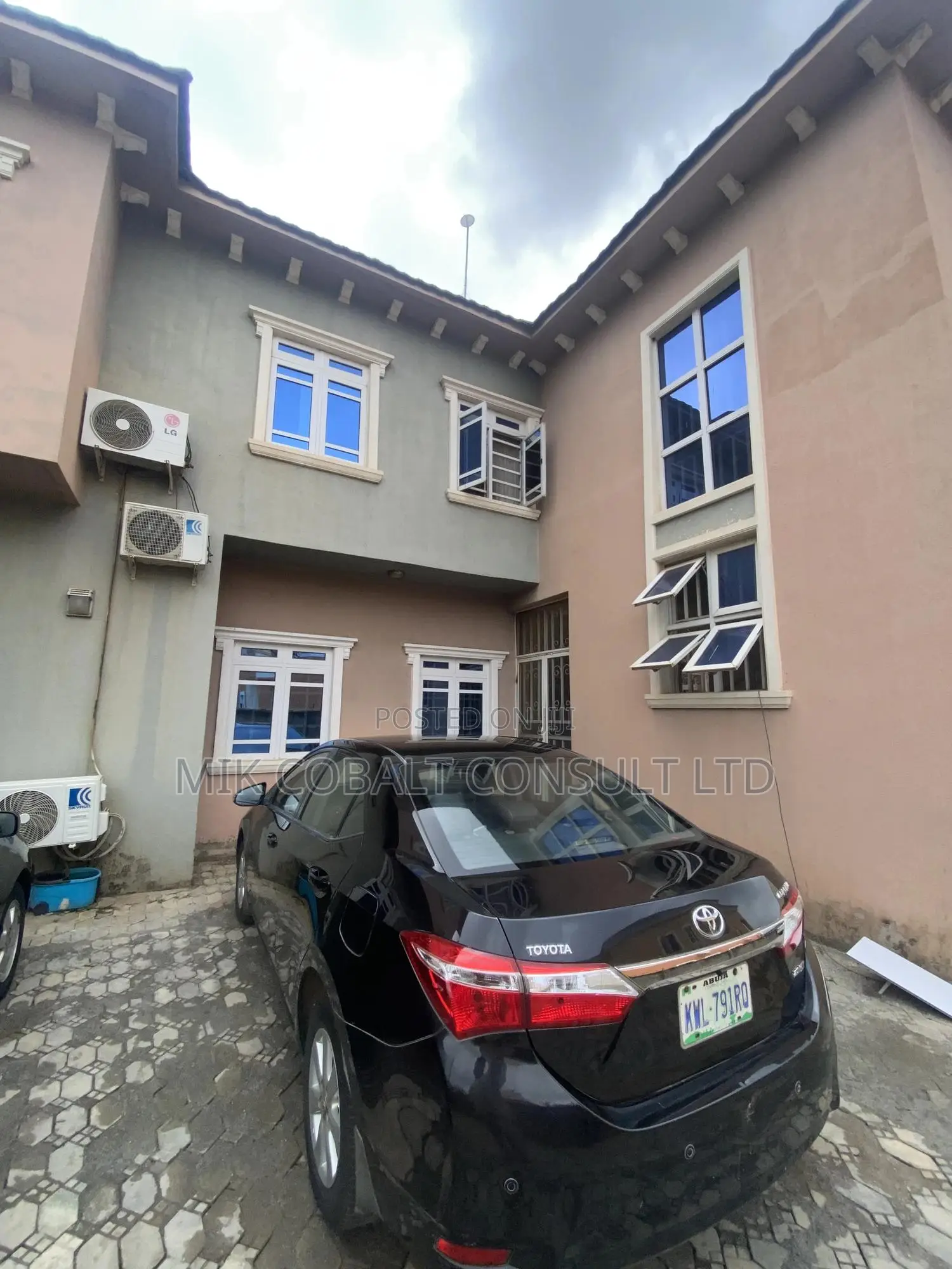 2bdrm Block of Flats in S P Aguire, Gwarinpa for rent in Gwarinpa