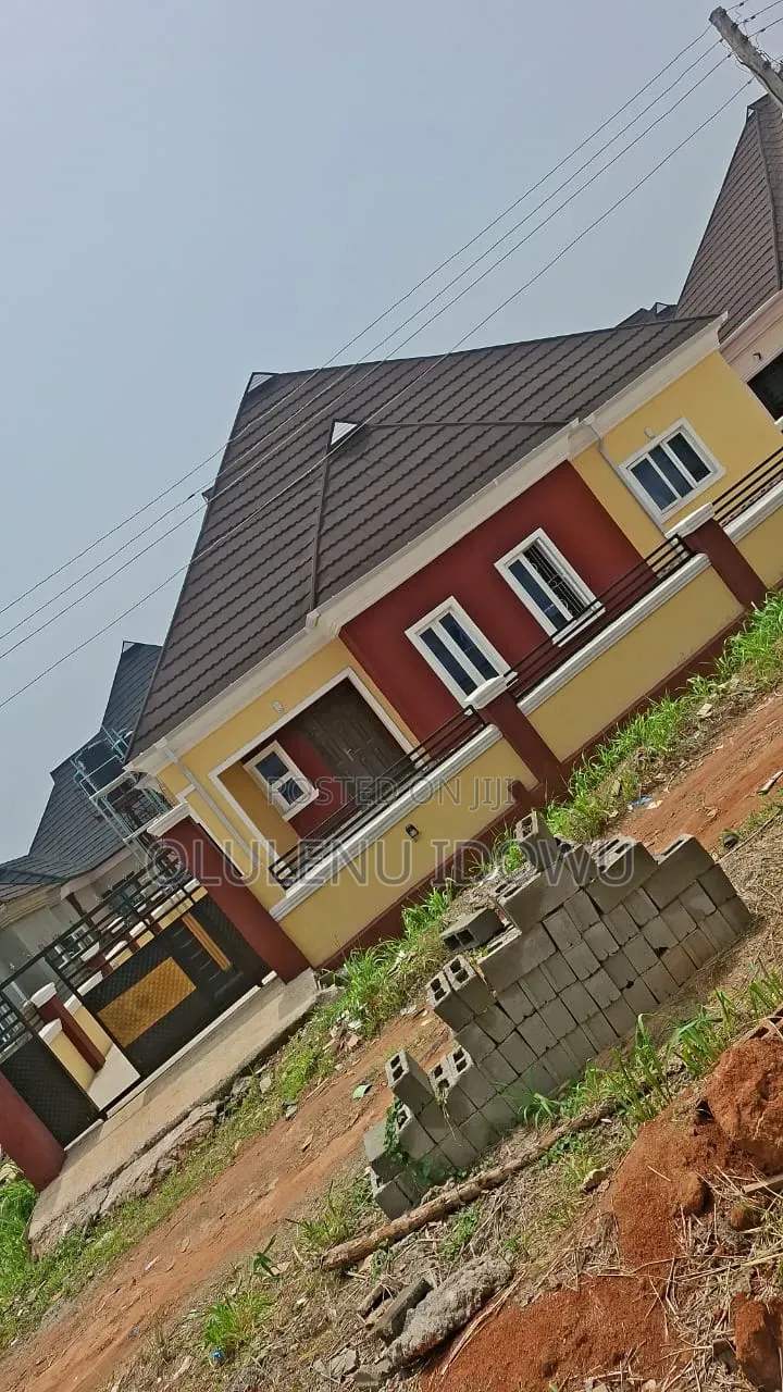 Furnished 3bdrm Bungalow in Obafemi-Owode for sale in Obafemi-Owode