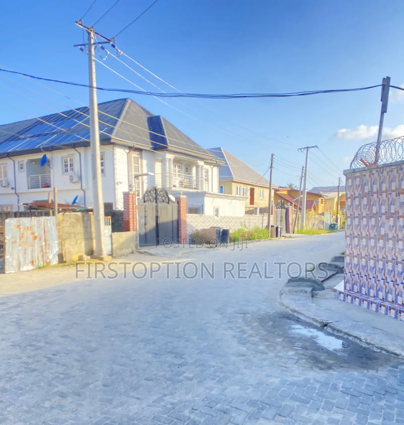 723sqm Land With Cofo at Cooperative Villa Road Ajah Lagos in Badore