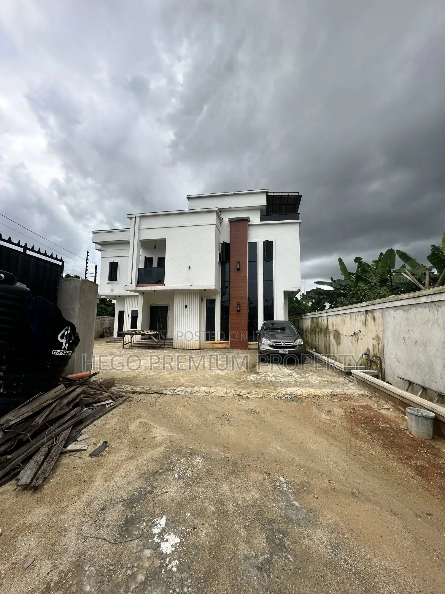 4bdrm Duplex in Shell Cooperative, Eneka for rent in Eneka