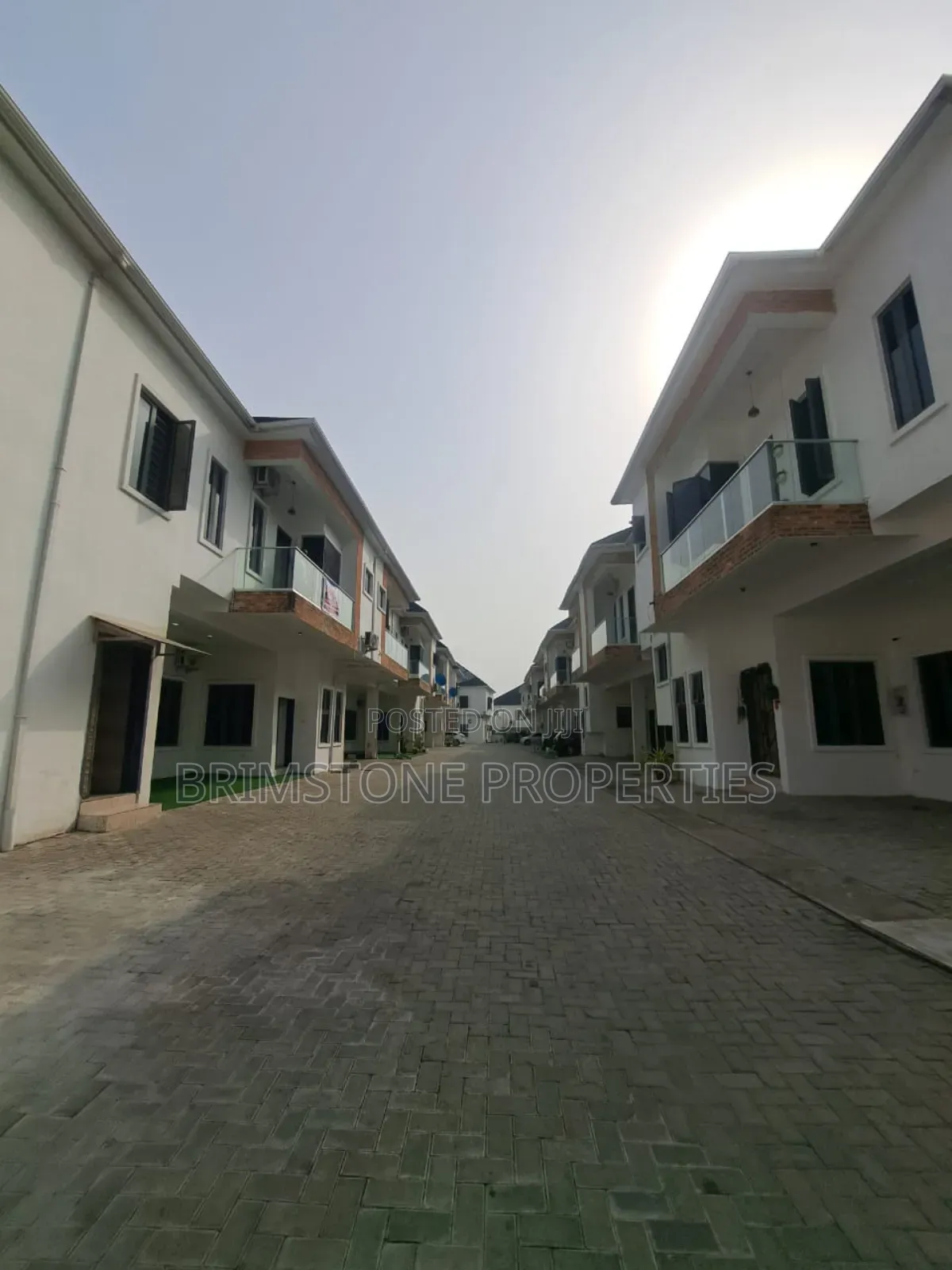 Furnished 4bdrm Duplex in Ikota for rent in Ikota