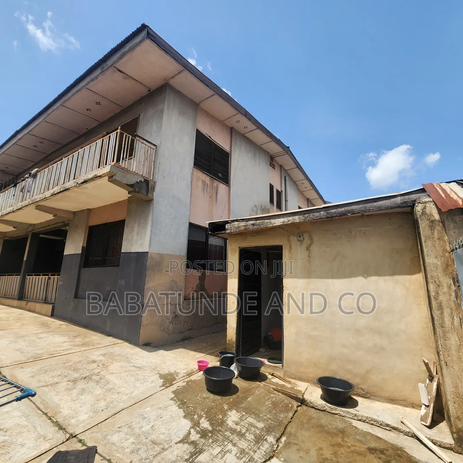3bdrm Block of Flats in Challenge, Ibadan for sale in CHallenge / Ibadan
