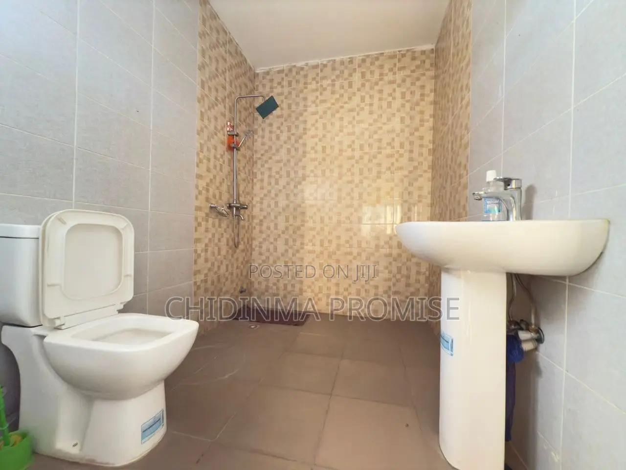 3bdrm Block of Flats in Wuye District for sale in Wuye