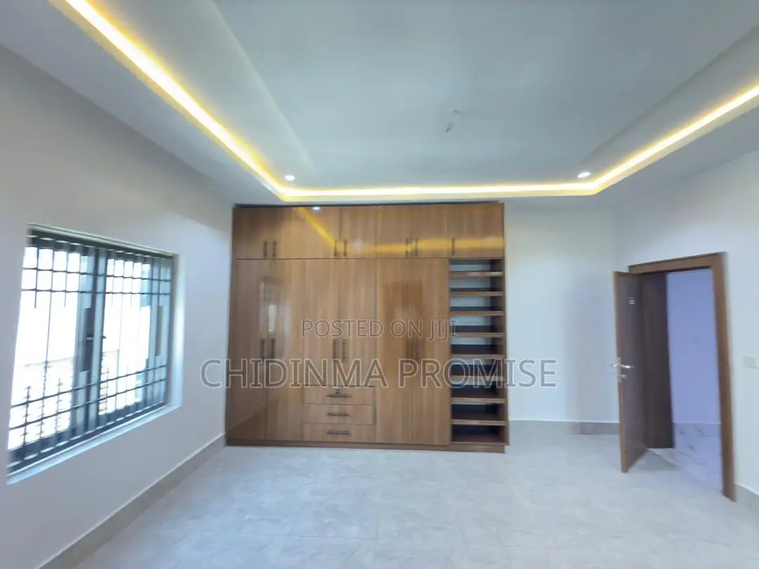 3bdrm Duplex in Wire District, Wuye for rent in Wuye