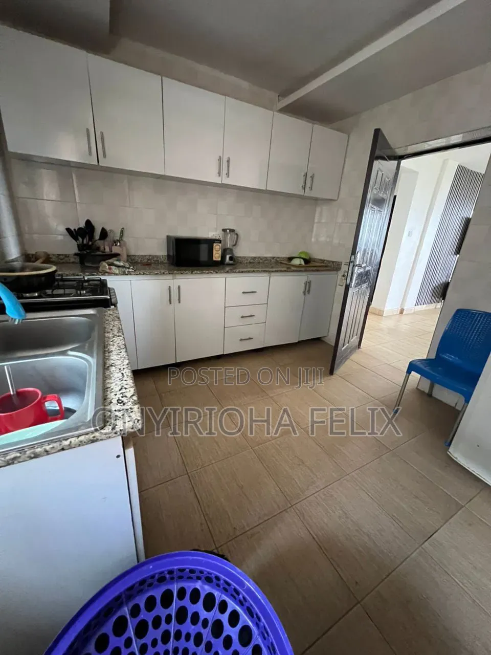 2bdrm Block of Flats in Apo By Chrisland for sale in Apo Resettlement
