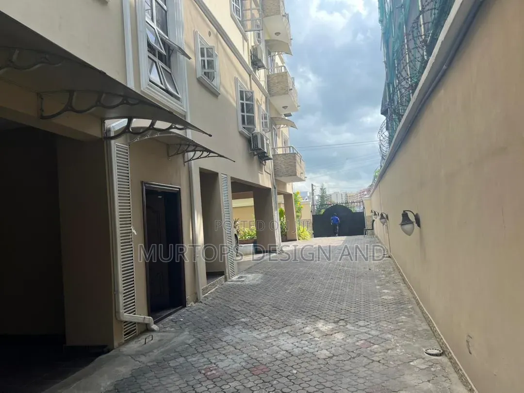 4bdrm Apartment in Parkview, Old Ikoyi for rent in Old Ikoyi