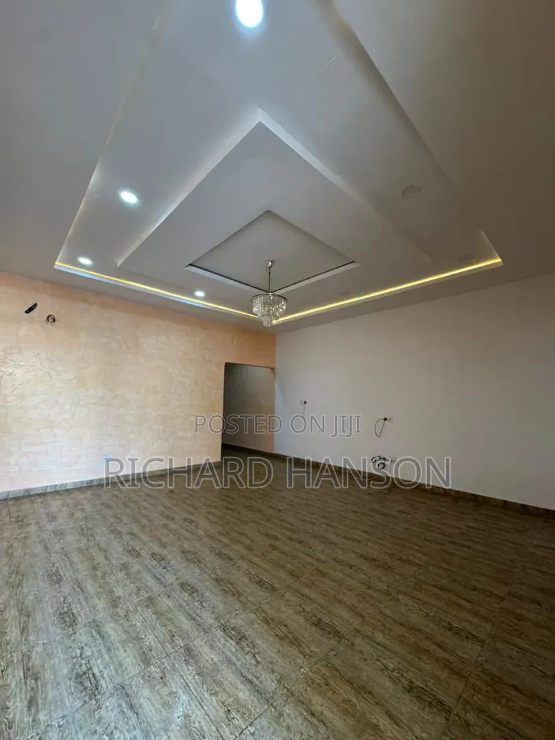 Studio Apartment in Orchid (Not Mini, Chevron for rent in Chevron