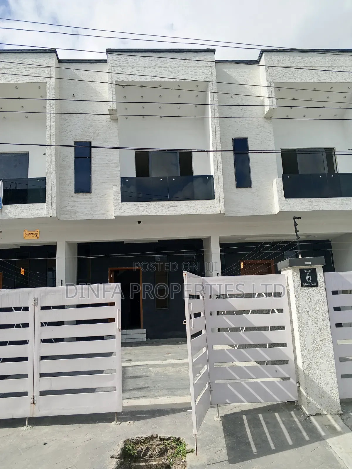 4bdrm Duplex in Ikota Gra for sale in Ikota