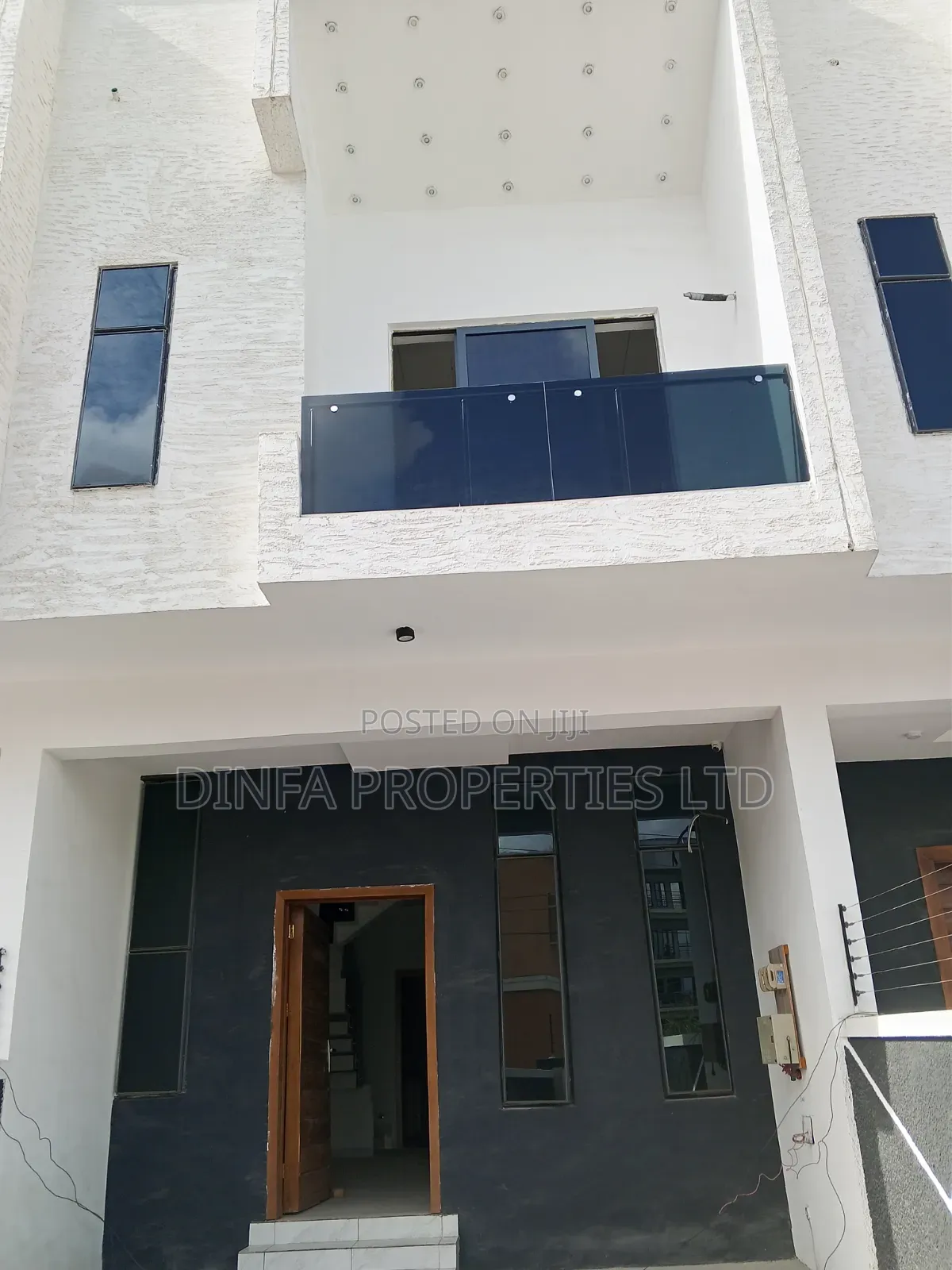 4bdrm Duplex in Ikota Gra for sale in Ikota