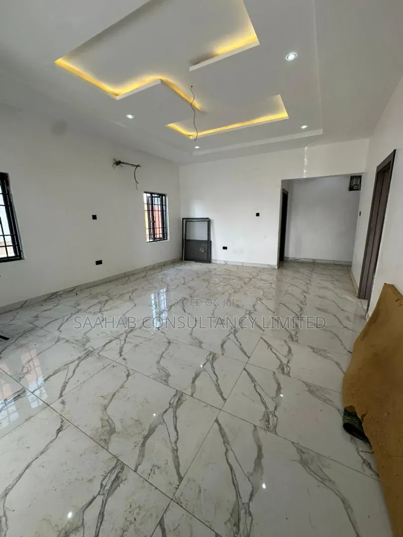 4bdrm Duplex in Basic Estate for sale in Lokogoma