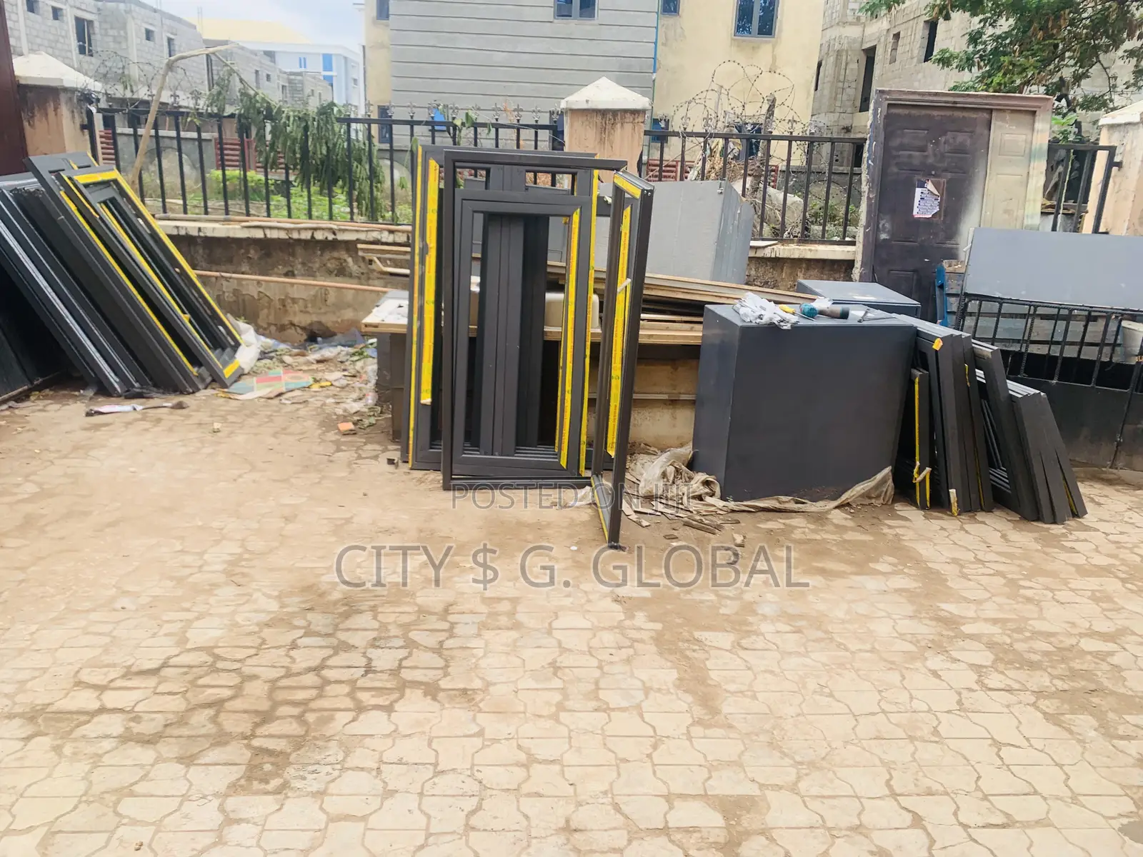 A Empty Space 40fit Is for Rent in Gudu Busy Area in Karu