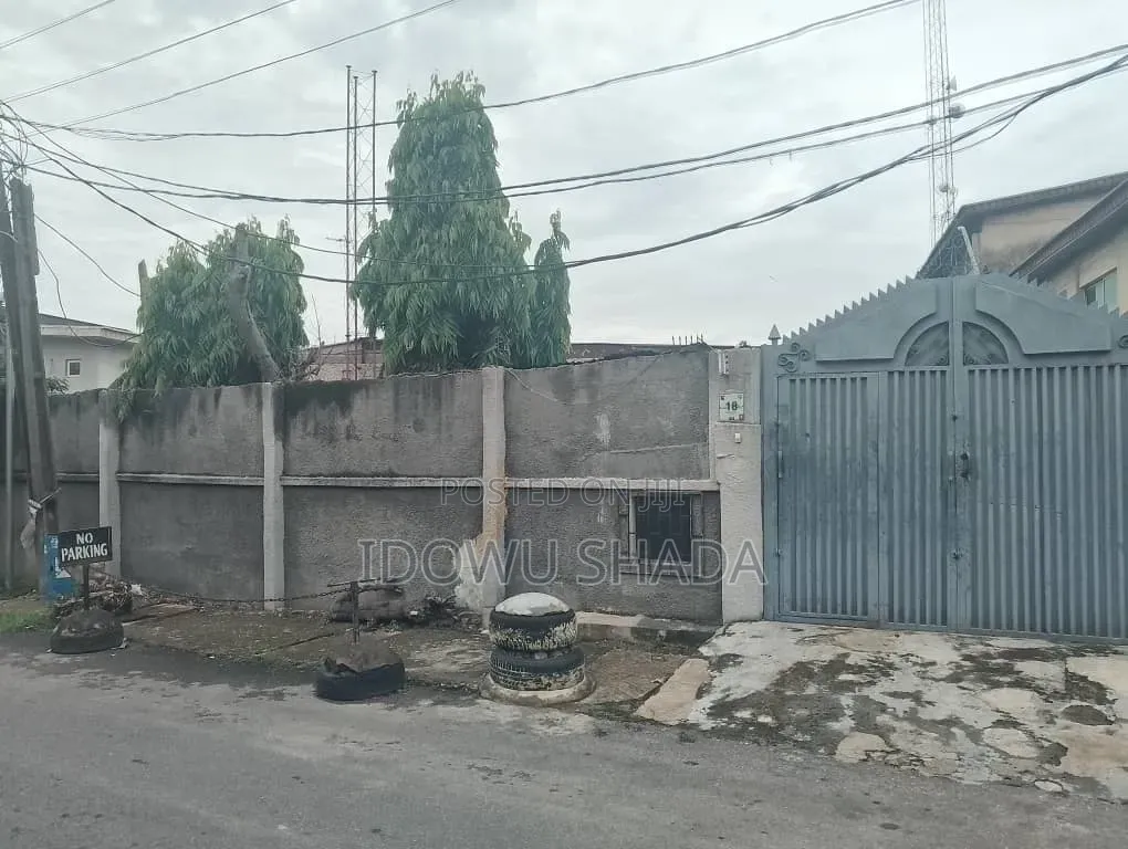 5bdrm House in Obafemi Awolowo Way for sale in Obafemi Awolowo Way