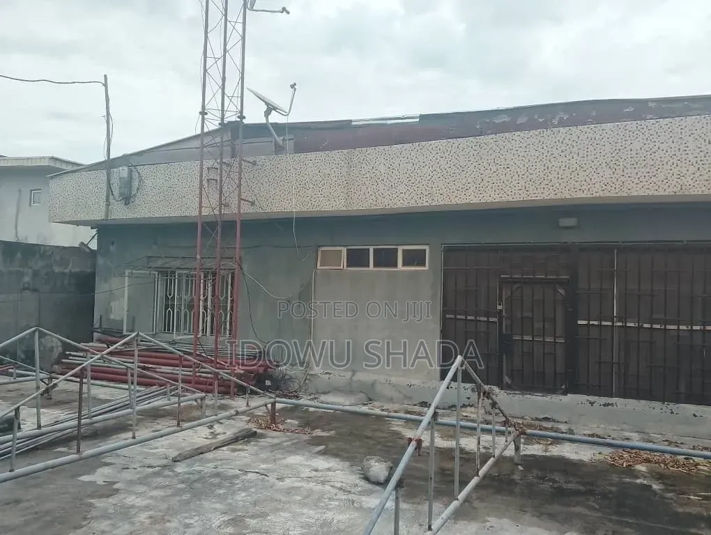 5bdrm House in Obafemi Awolowo Way for sale in Obafemi Awolowo Way