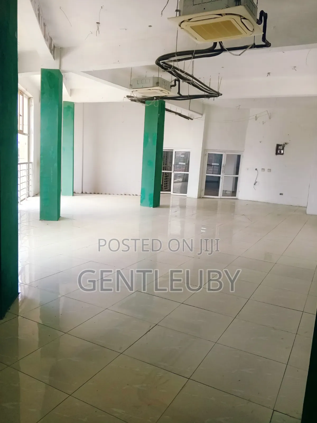 A Big Shop/ Office Space for Rent,Lekki Phase.1 in Lekki Phase 1