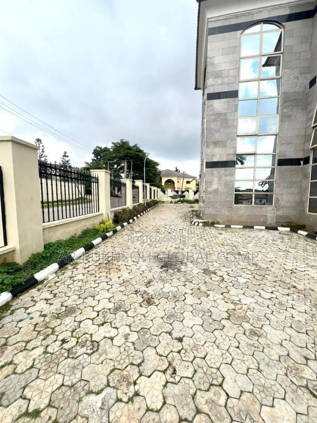 For Sale: Premium Complex in Asokoro, Abuja (C of O Title) in Asokoro