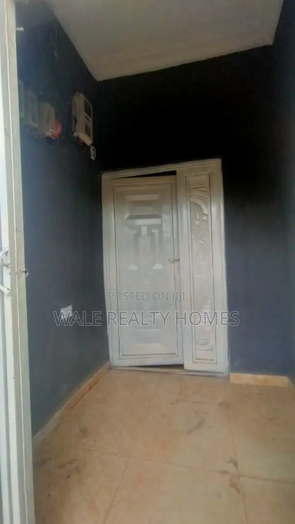 1bdrm Room & Parlour in Dakwo, Lokogoma for rent in Lokogoma