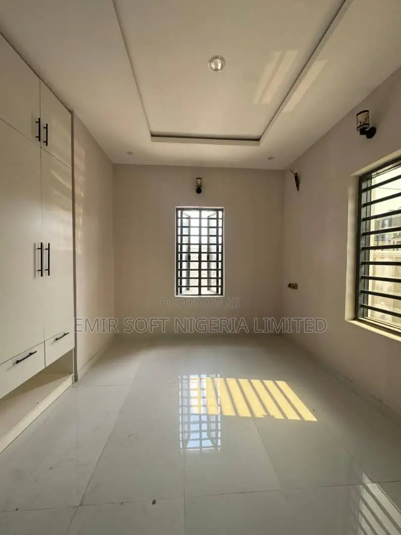 4bdrm Duplex in Carlton Gate Estate, Akobo for sale in Akobo