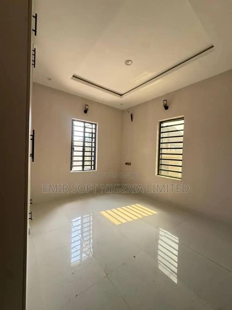 4bdrm Duplex in Carlton Gate Estate, Akobo for sale in Akobo