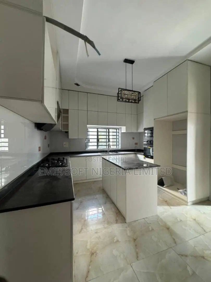 4bdrm Duplex in Carlton Gate Estate, Akobo for sale in Akobo
