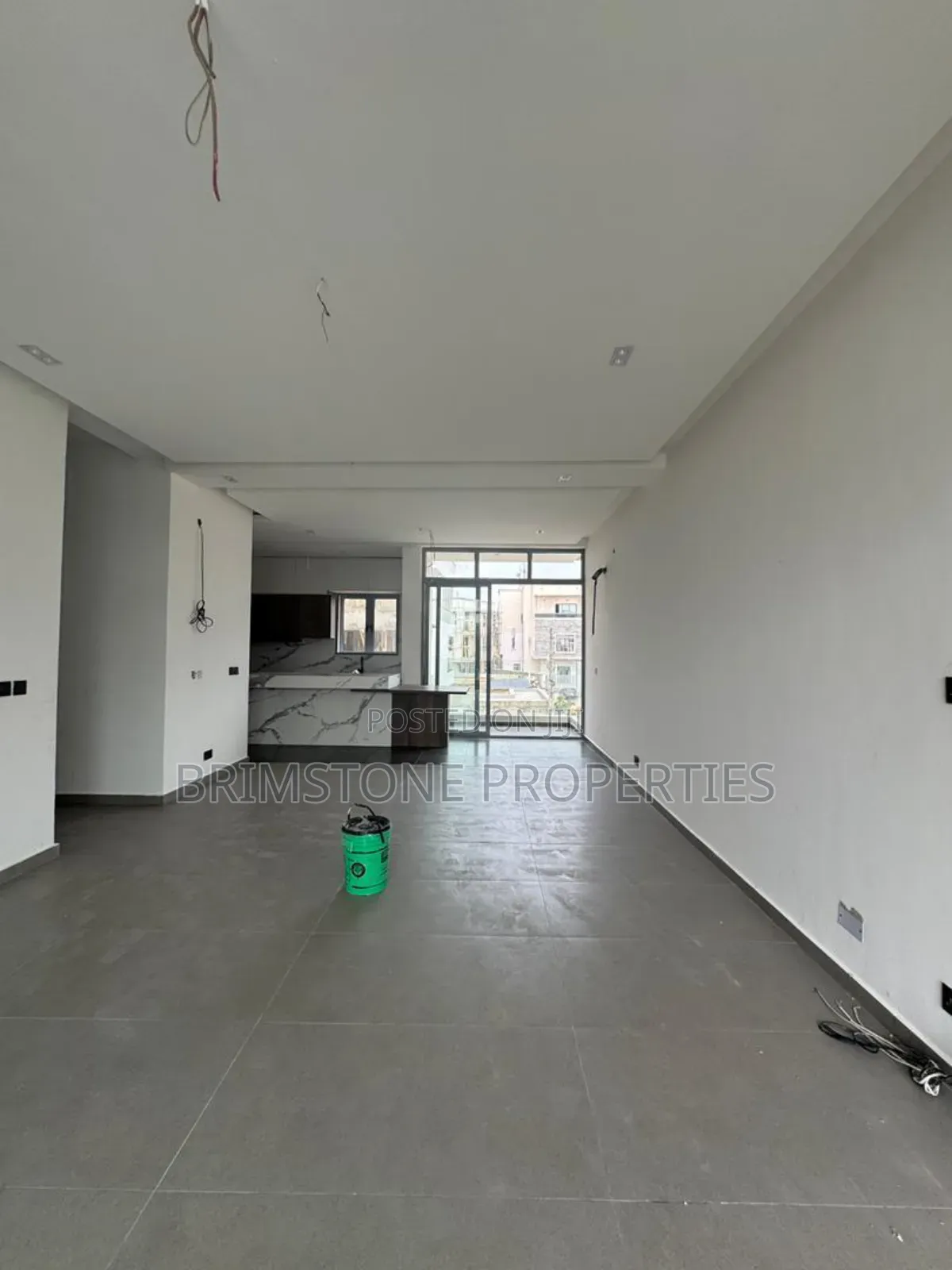 Furnished 4bdrm Duplex in Lekki Phase 1 for sale in Lekki Phase 1
