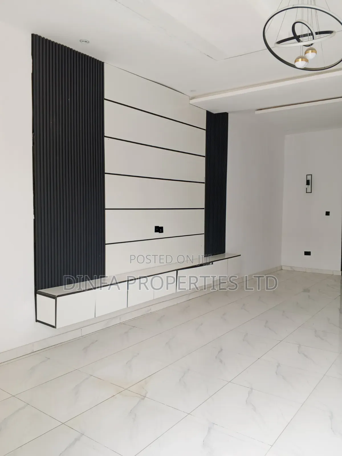 3bdrm Duplex in Ikota Gra for sale in Ikota