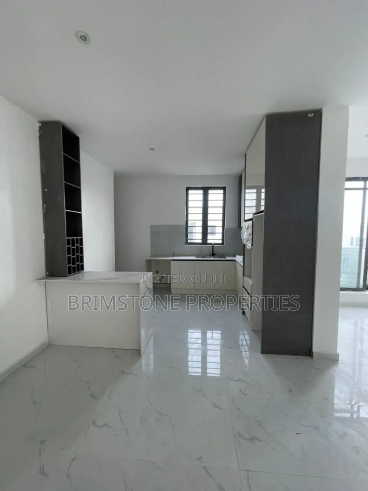 Furnished 2bdrm Apartment in Lekki Phase 1 for sale in Lekki Phase 1