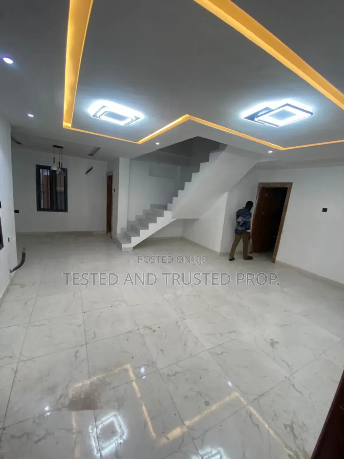 4bdrm Maisonette in Lekki Phase 1 for rent in Lekki Phase 1