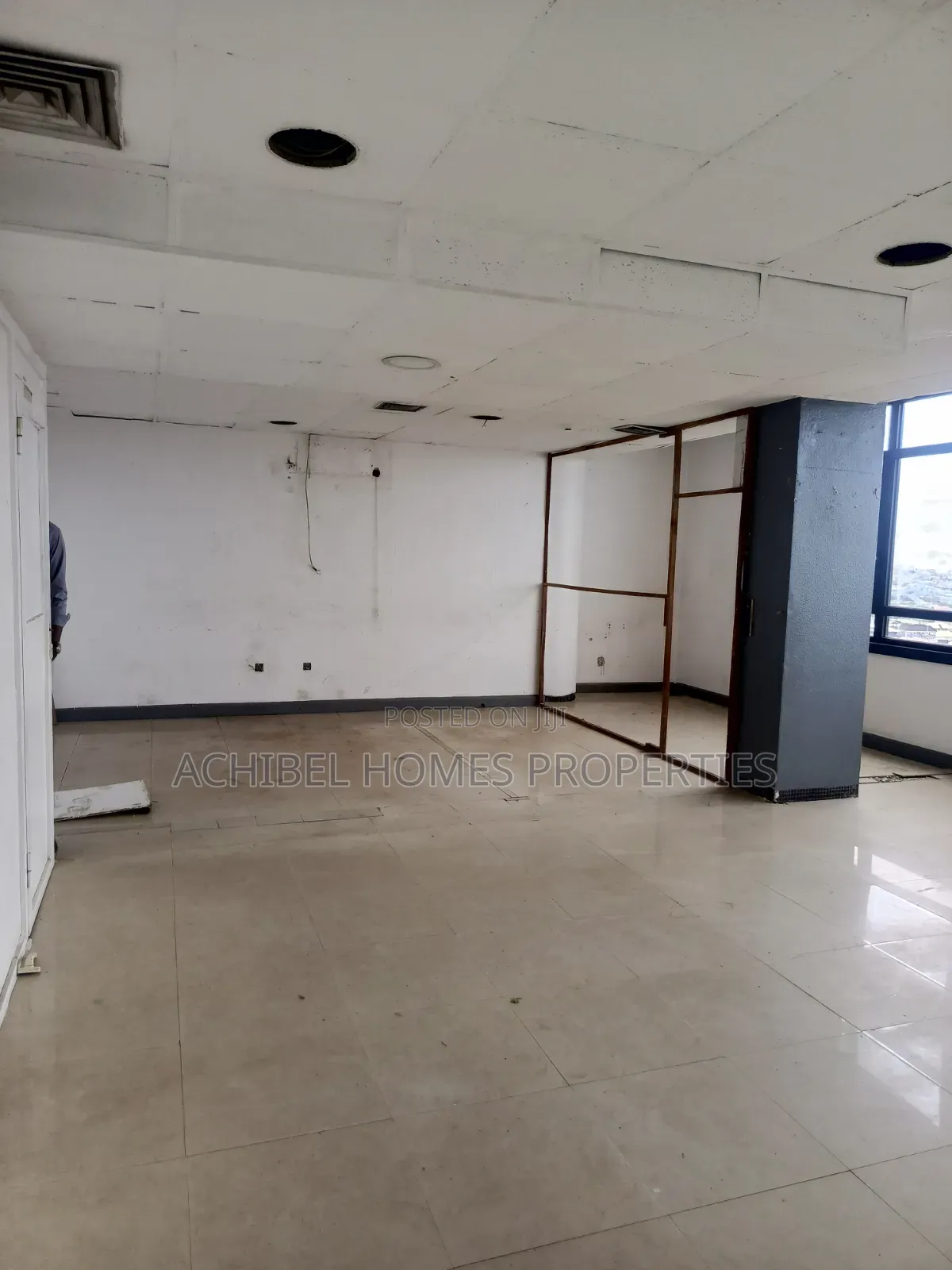 A 60 Square Meter Office Space Off Broad Street in Lagos Island / Lagos Island