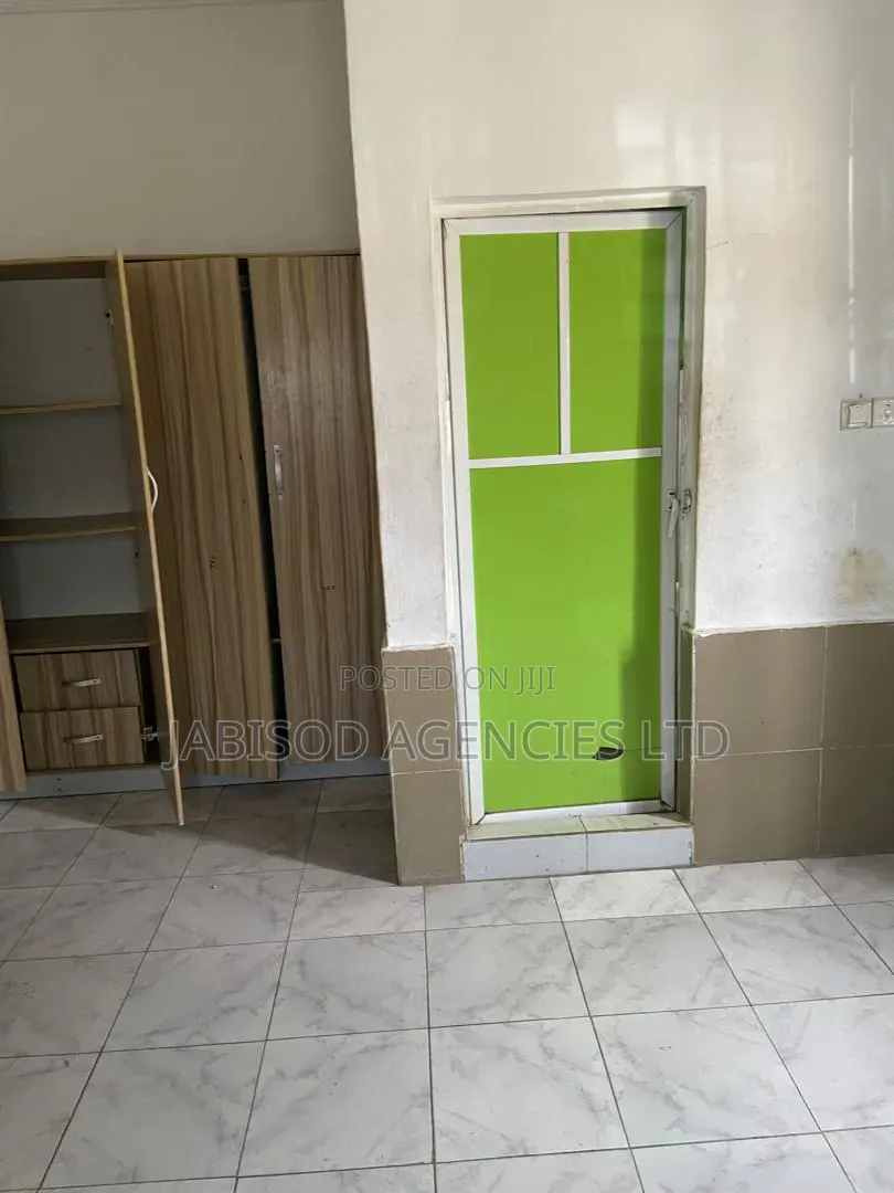 3bdrm Block of Flats in Millennium Estate, Millenuim/UPS for rent in Millenuim/UPS
