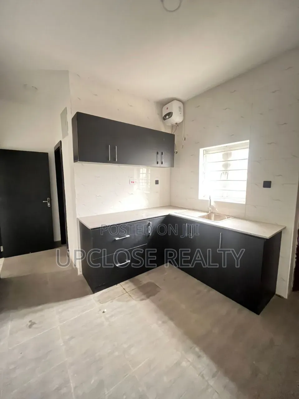 2bdrm Block of Flats in Jahi for sale in Jahi