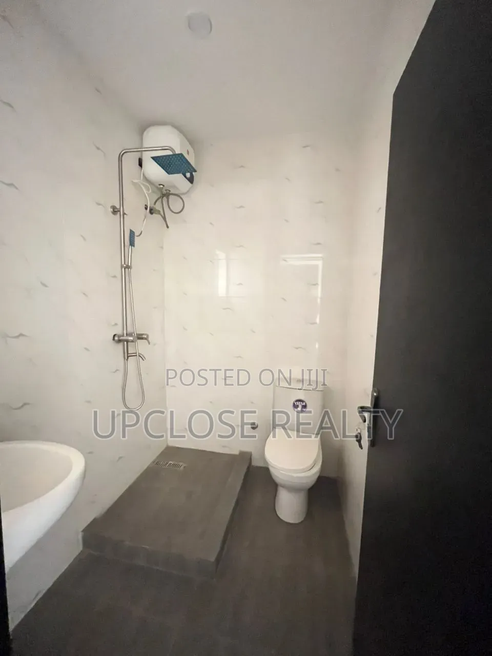 2bdrm Block of Flats in Jahi for sale in Jahi