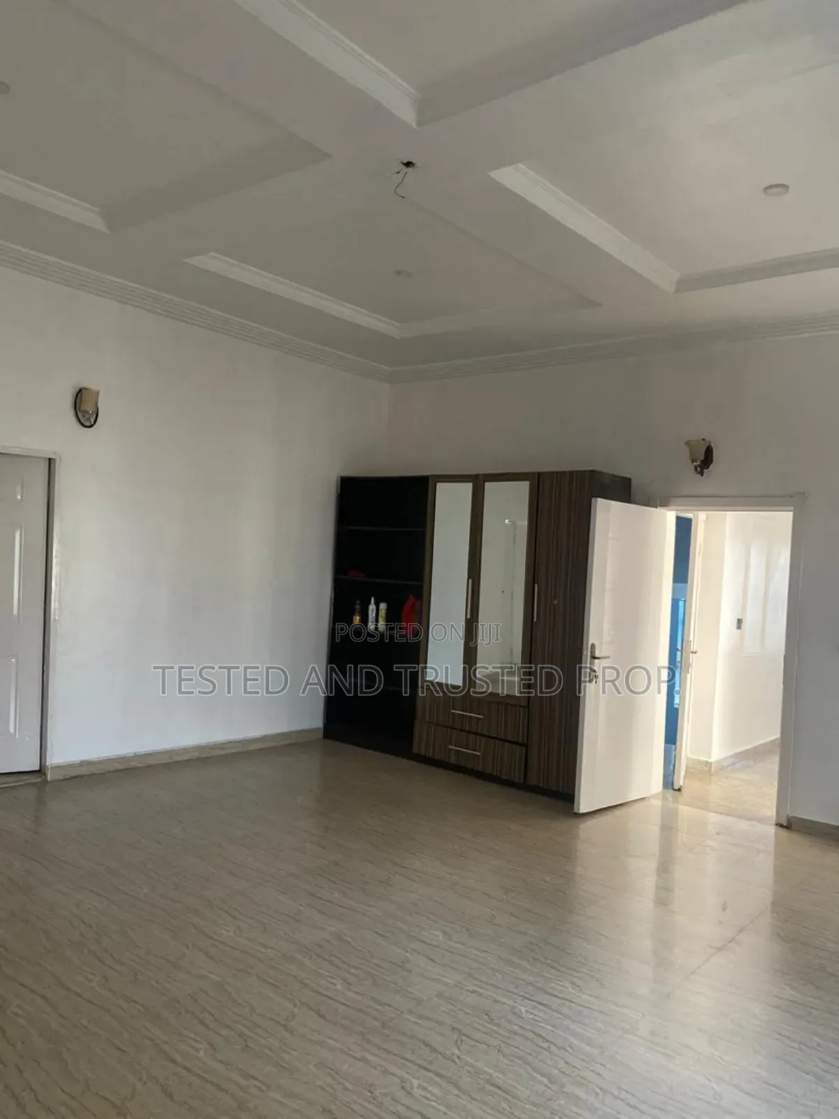 Studio Apartment in Orchid, Chevron for rent in Chevron