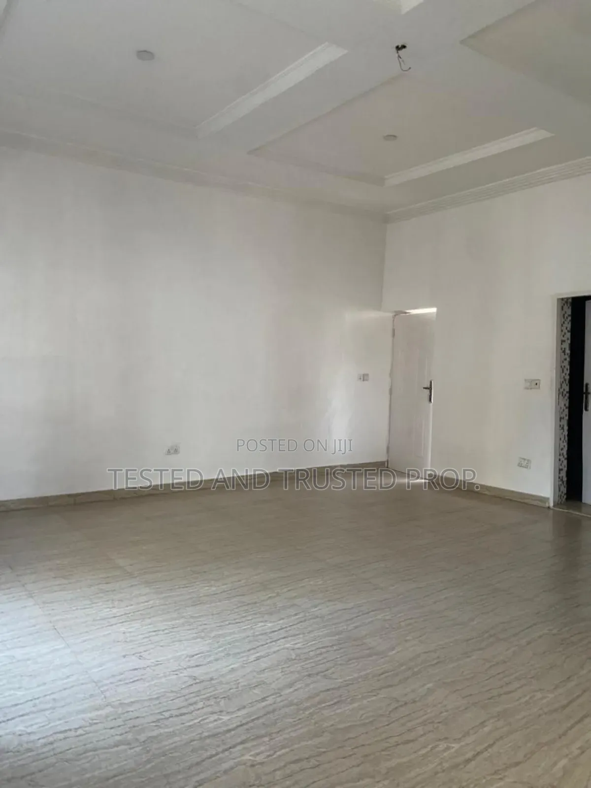 Studio Apartment in Orchid, Chevron for rent in Chevron