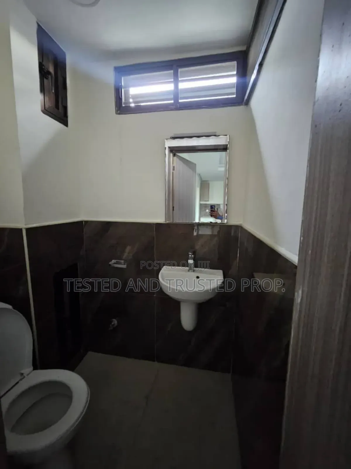 1bdrm Apartment in Orchid, Chevron for rent in Chevron