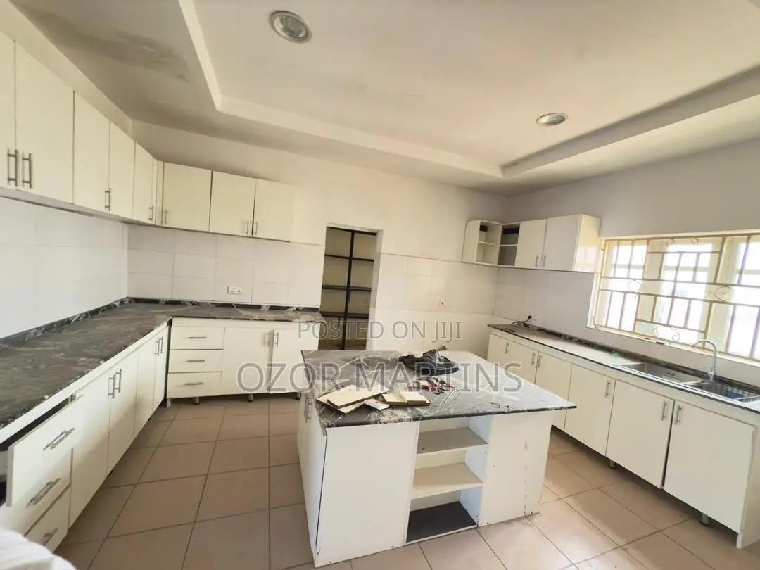 3bdrm Apartment in Wuye for rent in Wuye