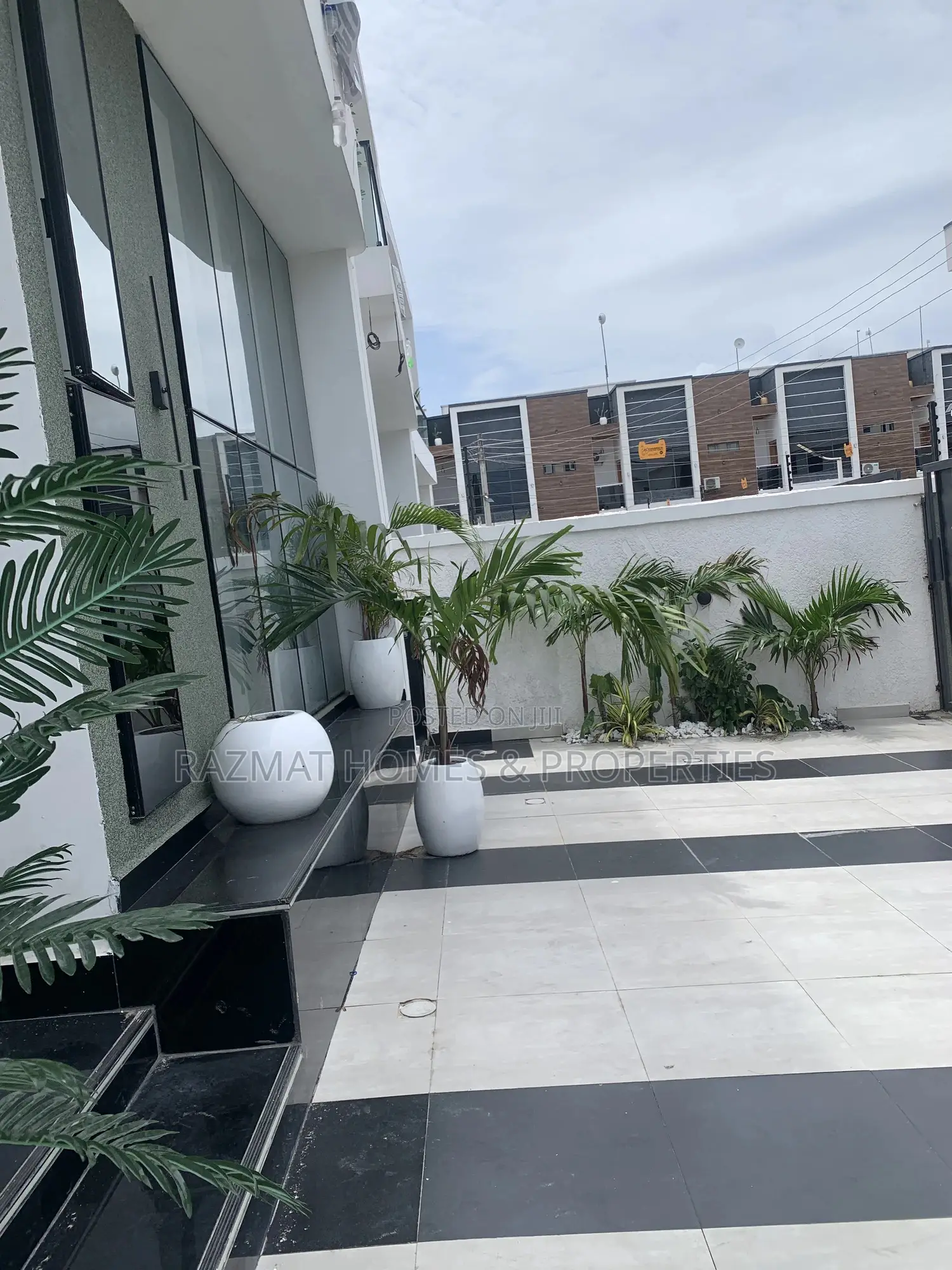 4bdrm Duplex in Ado / Ajah for sale in Ado / Ajah