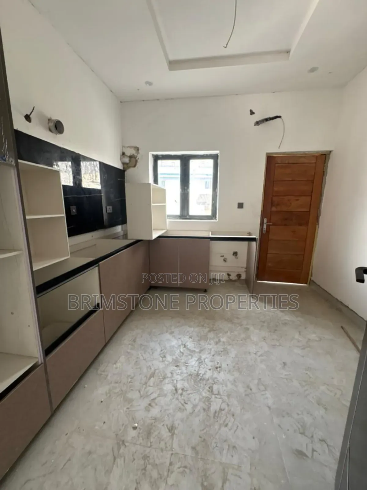 Furnished 2bdrm Apartment in Osapa london for sale in Osapa london