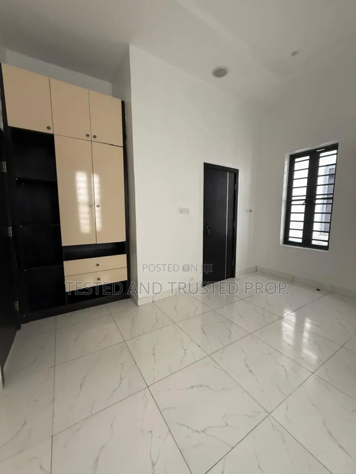 1bdrm Shared Apartment in Royal Pine, Chevron for rent in Chevron