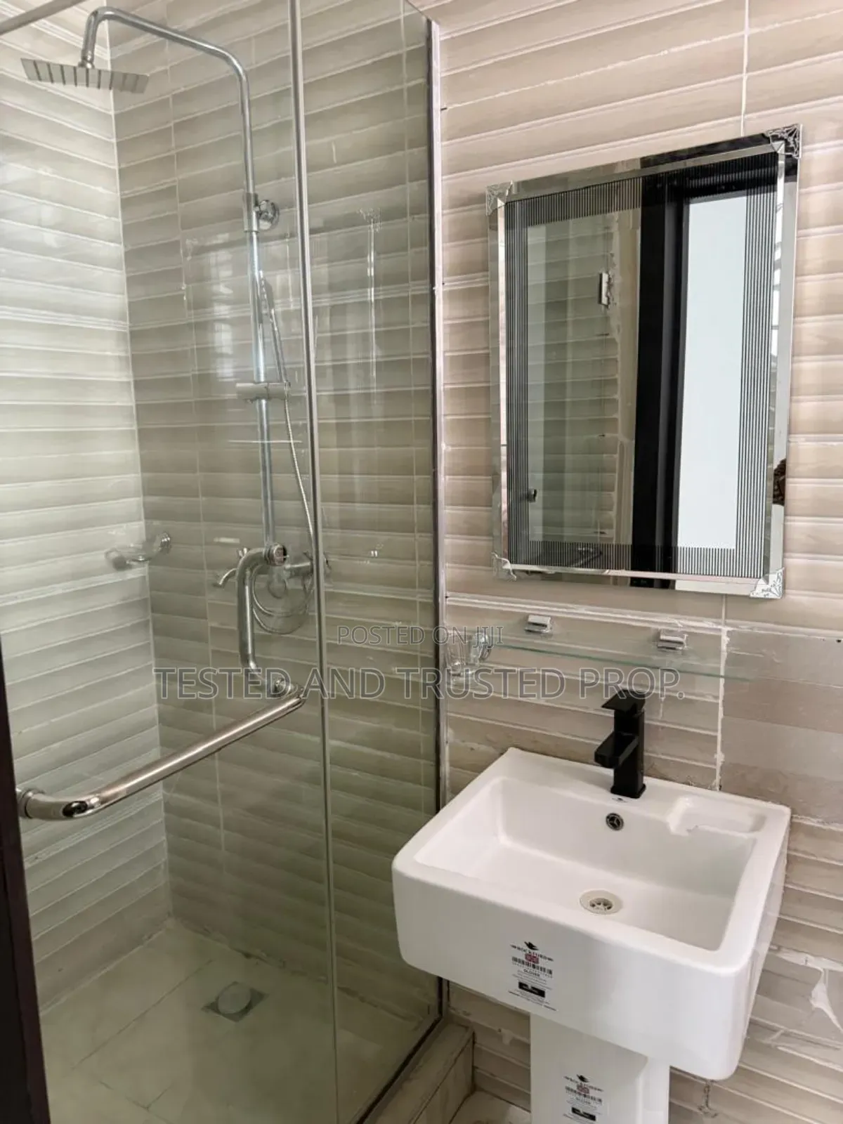 1bdrm Shared Apartment in Royal Pine, Chevron for rent in Chevron
