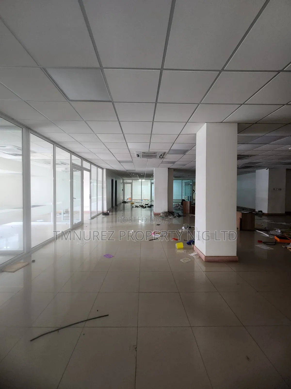 Standard Office Space for Rent Vi in Ahmadu Bello Way