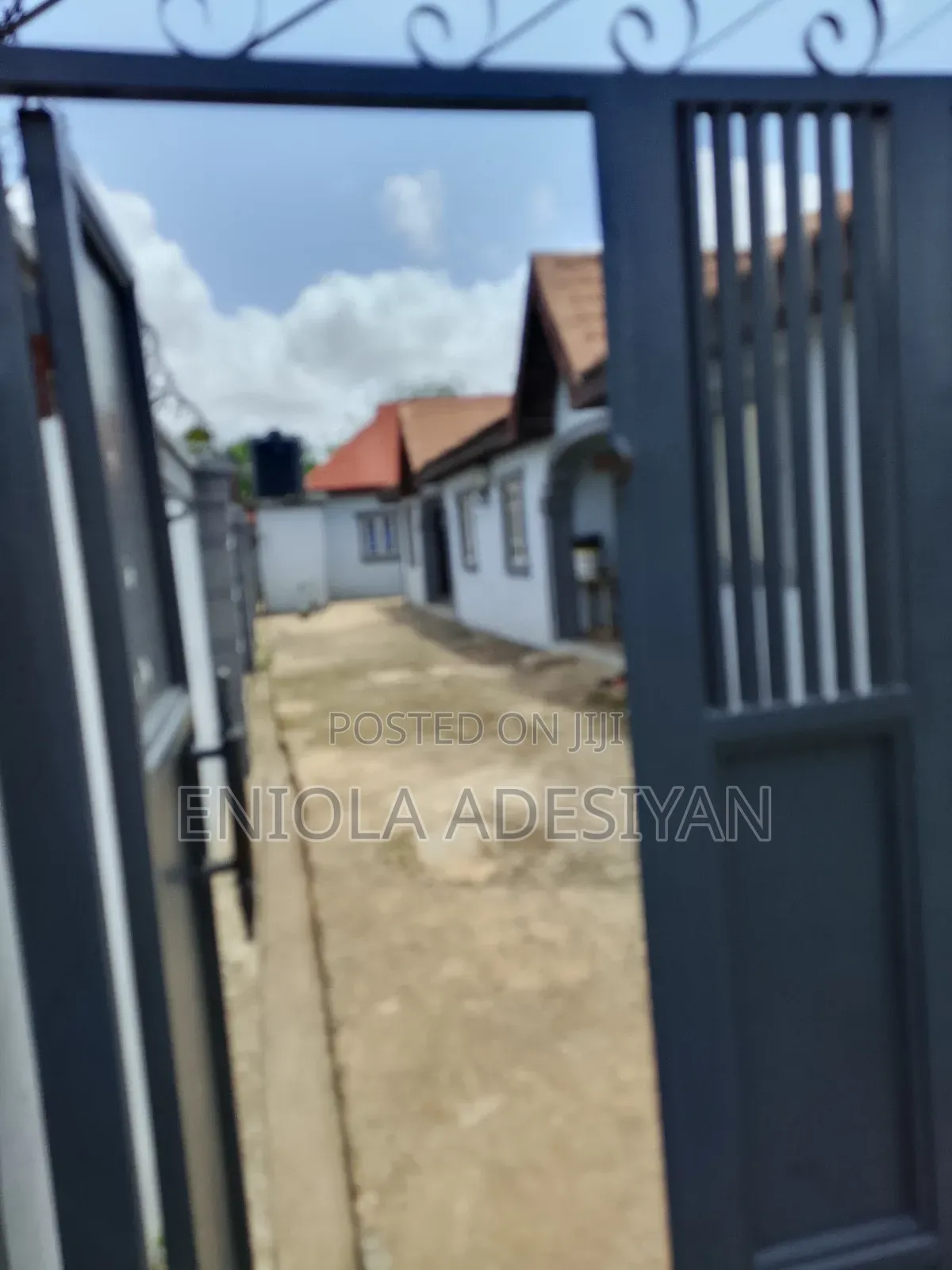 Furnished 7bdrm Block of Flats in Oluyika Estate, Igbogbo for sale in Igbogbo