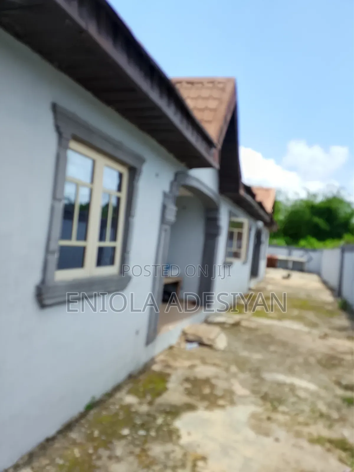 Furnished 7bdrm Block of Flats in Oluyika Estate, Igbogbo for sale in Igbogbo
