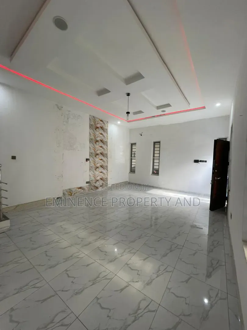 4bdrm Duplex in Lekki Phase 2 for rent in Lekki Phase 2