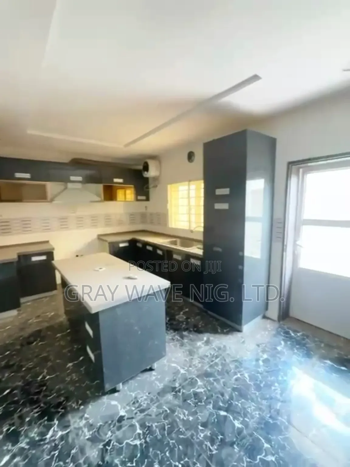 4bdrm Townhouse/Terrace in Guzape District for sale in Guzape District