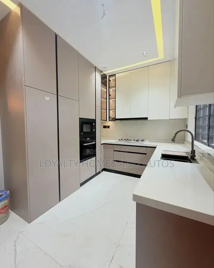 4bdrm Duplex in Opebi for sale in Opebi
