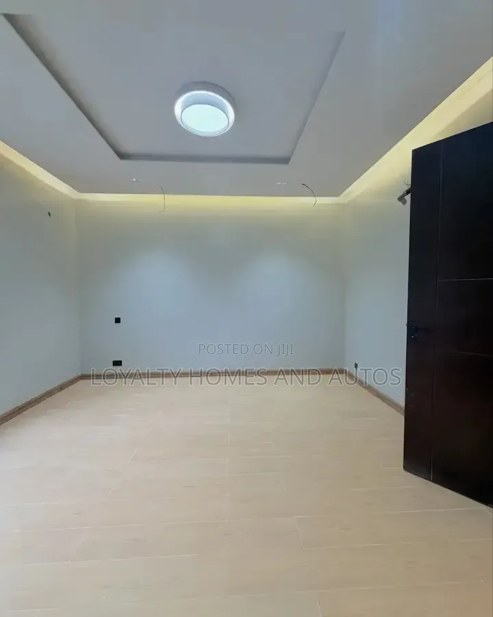4bdrm Duplex in Opebi for sale in Opebi
