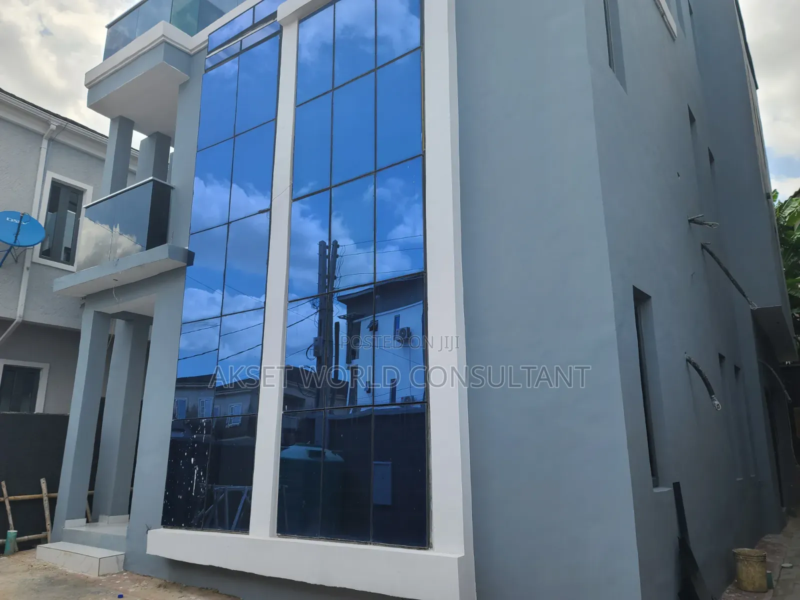 5bdrm Duplex in GRA Phase 2 Shangisha for sale in GRA Phase 2 Shangisha