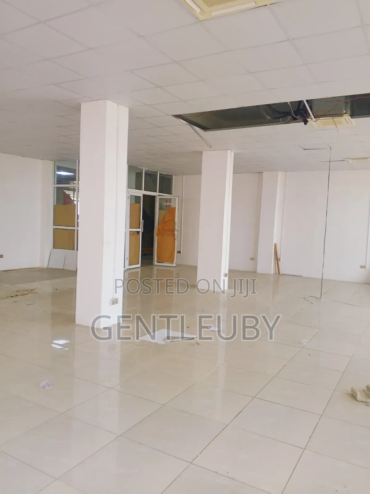 Shop /Office Space for Rent, Oniru in Lekki Phase 1