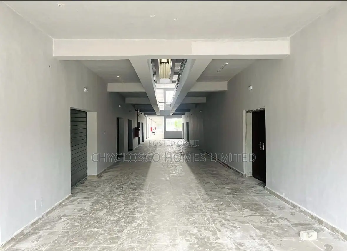 Shopping Complex in Trans Amadi for Sale in Trans Amadi